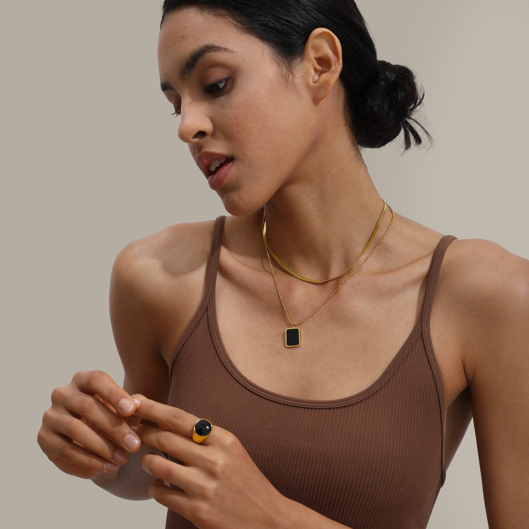 The slinky chain necklace