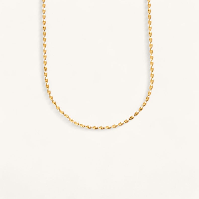 The bead necklace