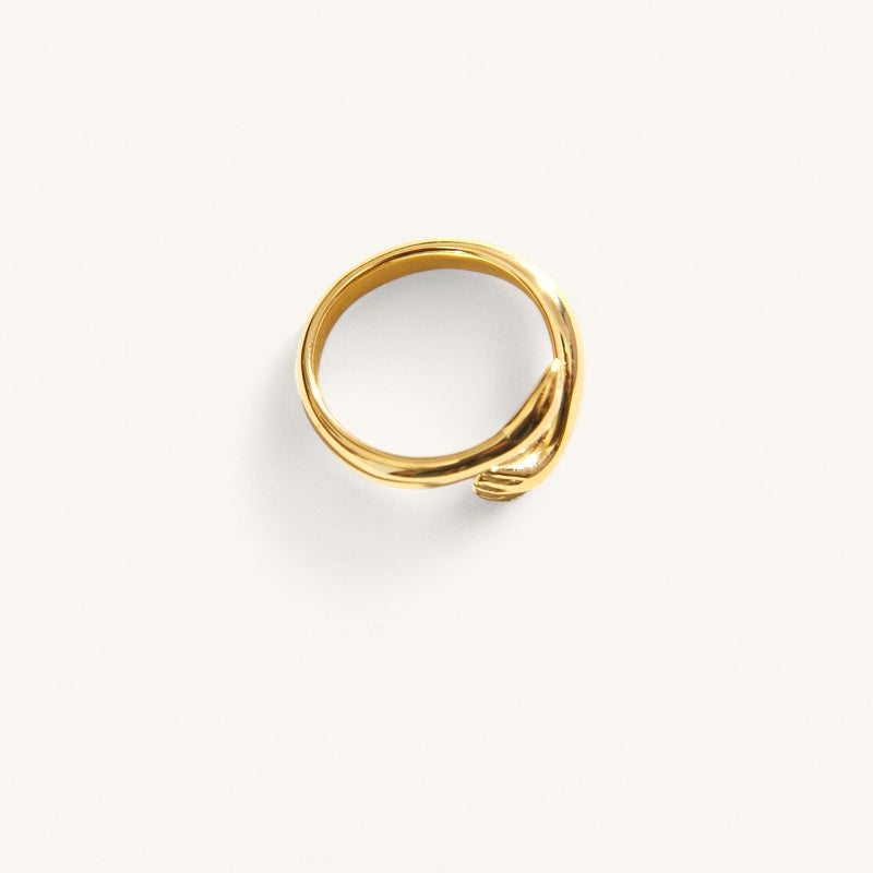The huggie ring