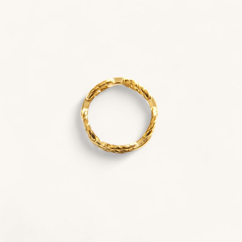 The rope link ring