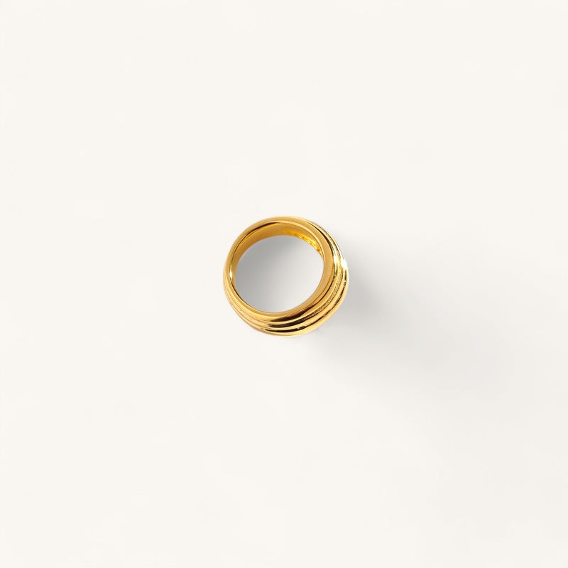 The scallop ring