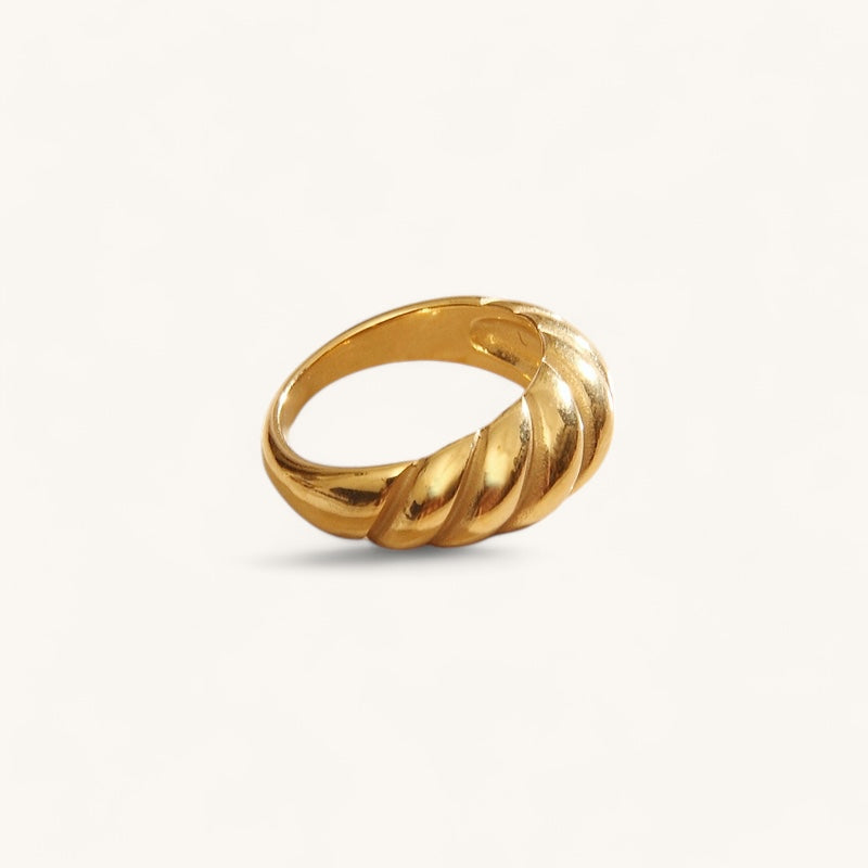 The croissant ring