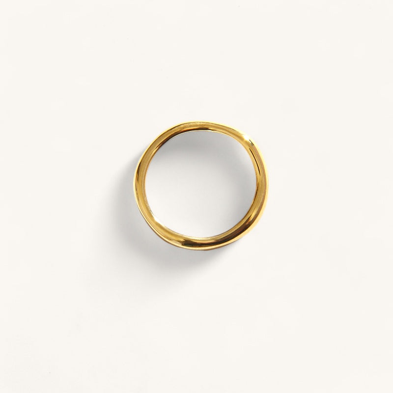 The ruffle ring