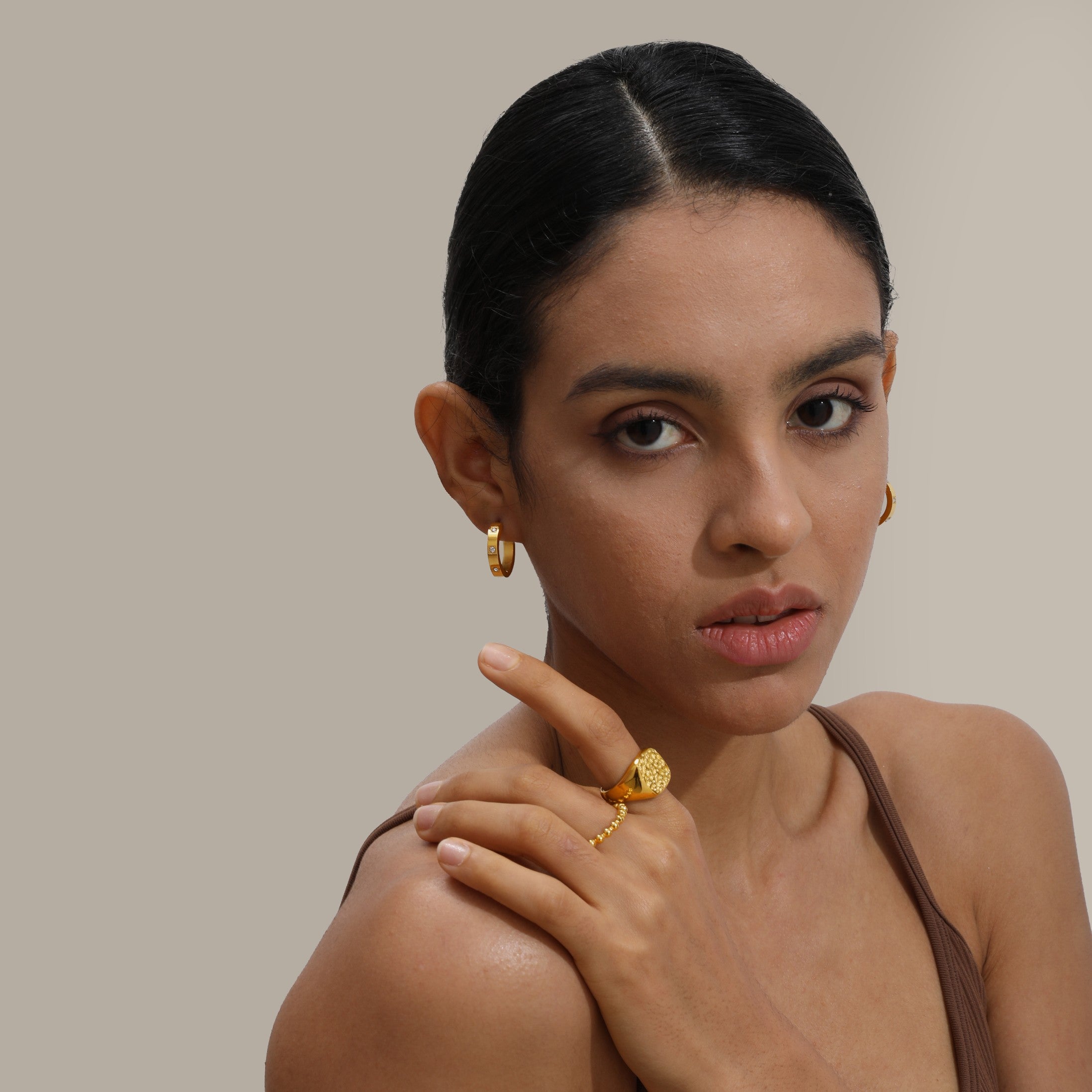 The little stud hoop earrings