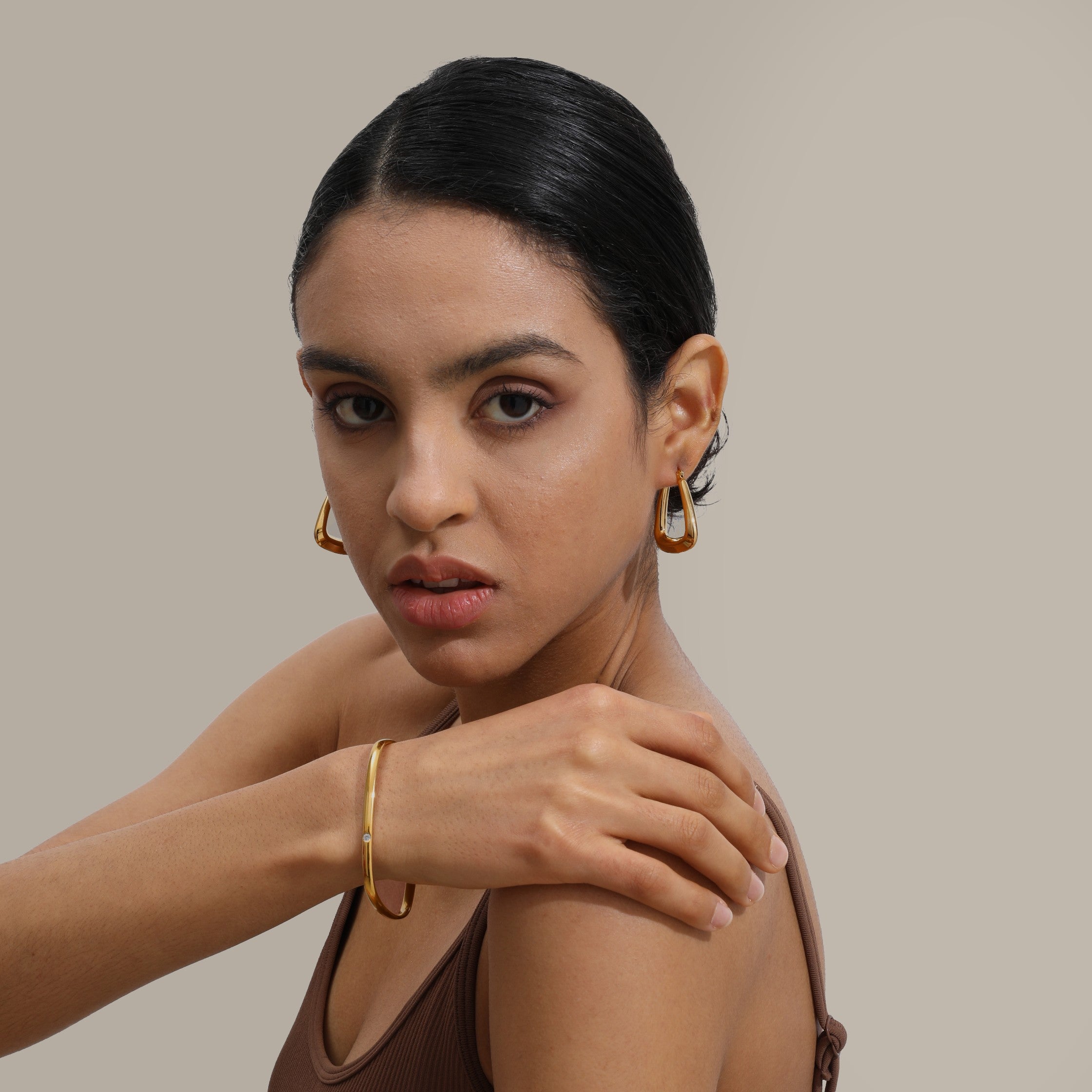 The gracie hoop earrings