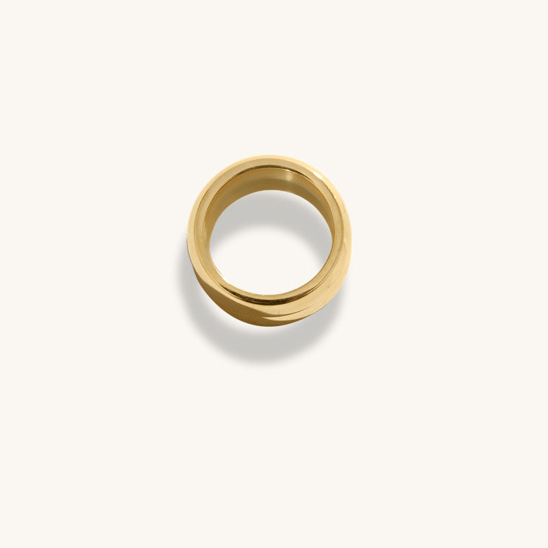 The maeve ring