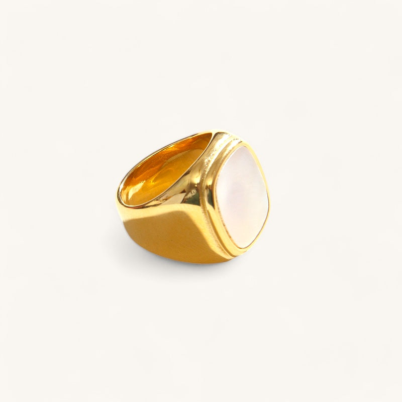 The enchantment signet ring