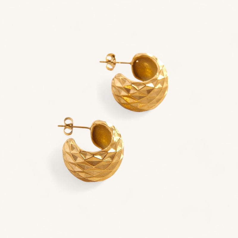 The round waffle earrings