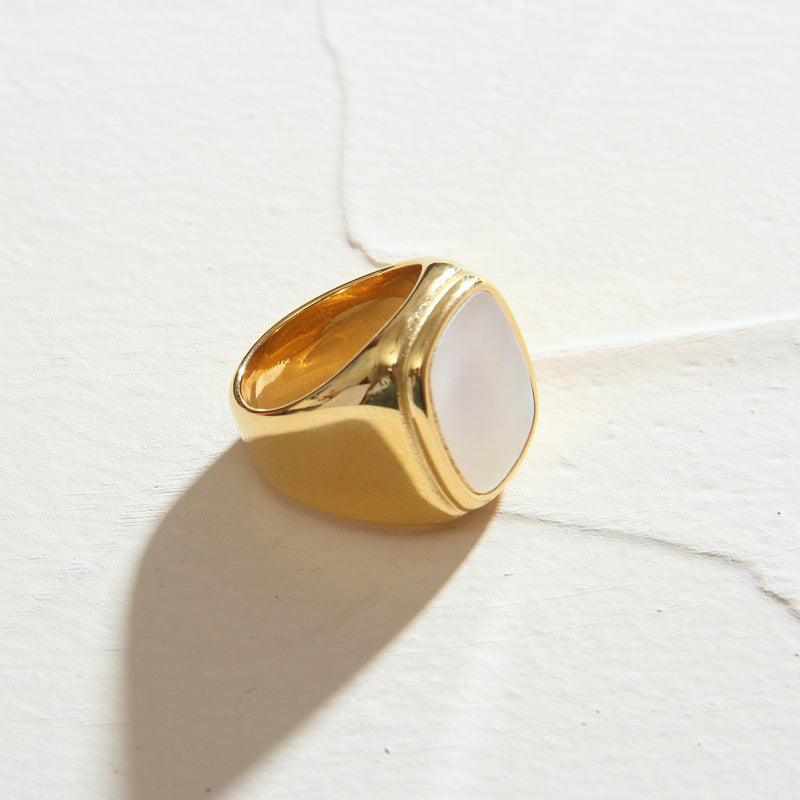 THE ENCHANTMENT SIGNET RING
